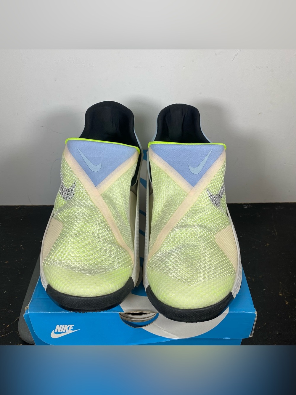 Size 10- Nike GoFlyease-OG Box - Picture 3 of 9